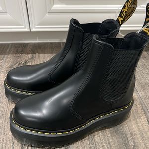 Dr Martens 2976 Quad Platform Black Womens Chelsea Boots NEW